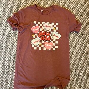 Cute and comfy heart T shirt! 🤍🩷❤️